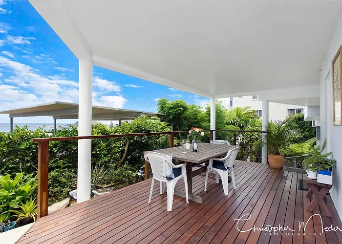 Jetty Beach Splendour Apartment